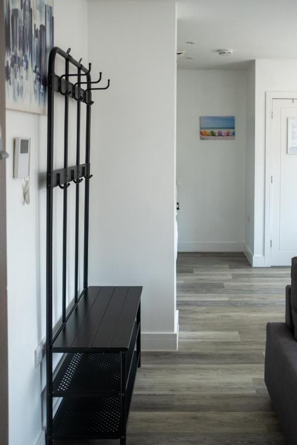 Modern One Bedroom Apartment In Town Centre & 4 Min To The Beach Bournemouth Luaran gambar